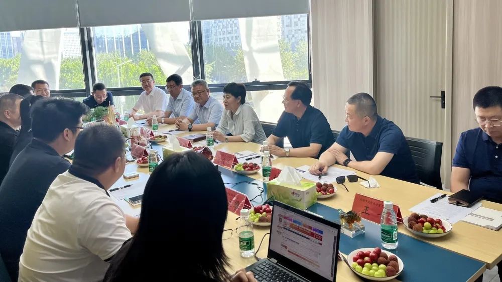 倍头条 | 乌海市市委副书记、市长崔景英一行莅临欧博ABG官网参观领导