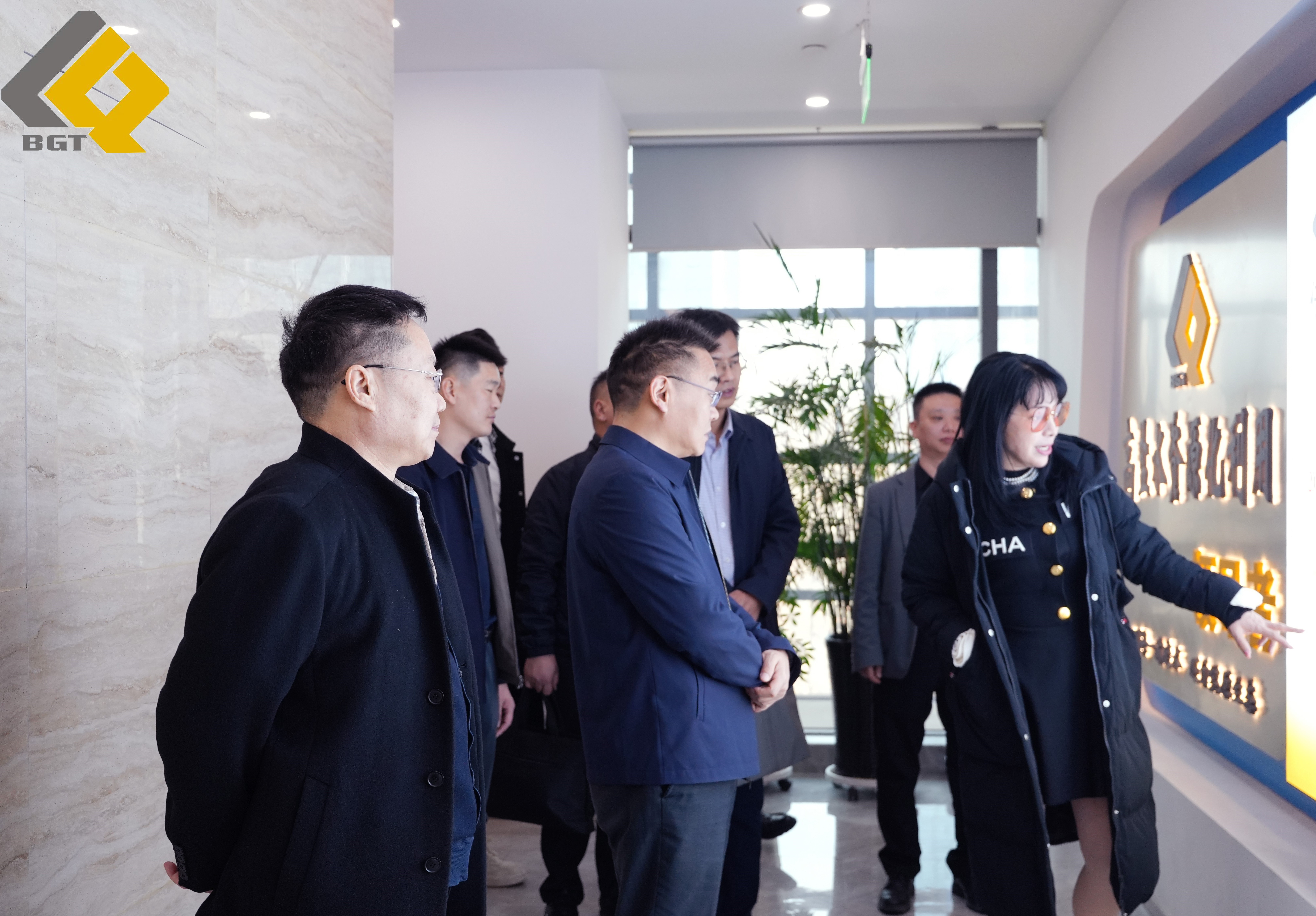 倍头条 | 和田地域行政公署回访欧博ABG官网 积极推动战术合作